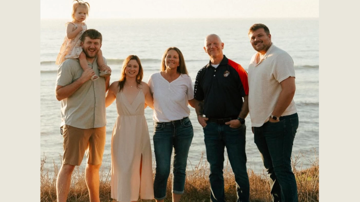 family on photo